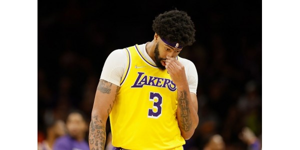 Die Los Angeles Lakers fallen in der neuen Saison auf den letzten Platz der Western Conference zurück